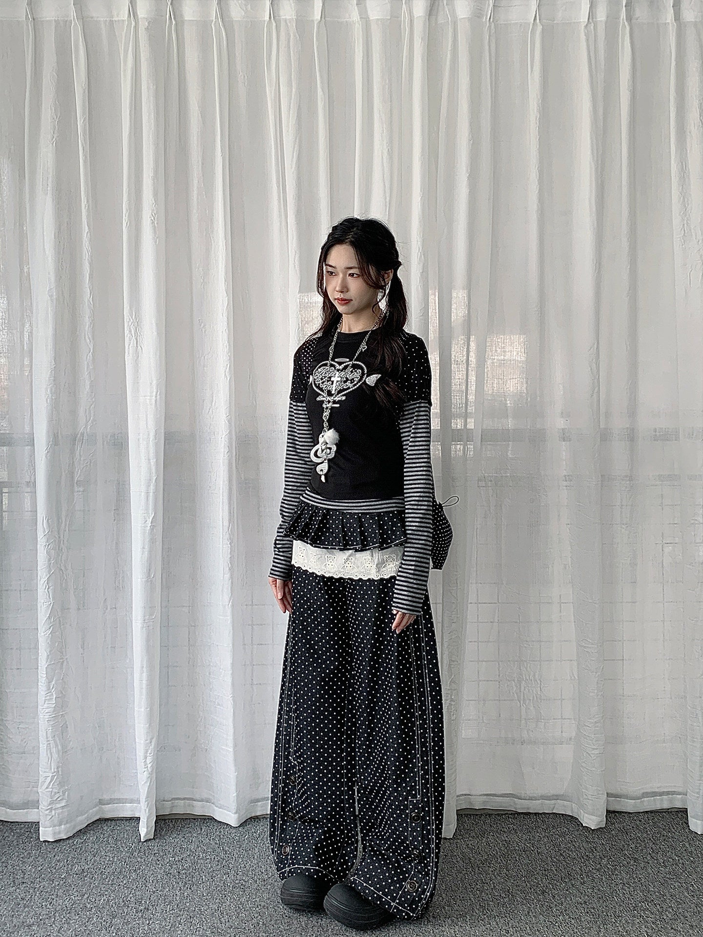 【rejio】デタッチャブルフリル ドット ワイドデニムパンツ (ブラック)